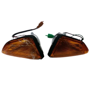 Yamaha Ybr125 Ön Sinyal Takımı Kare Monero