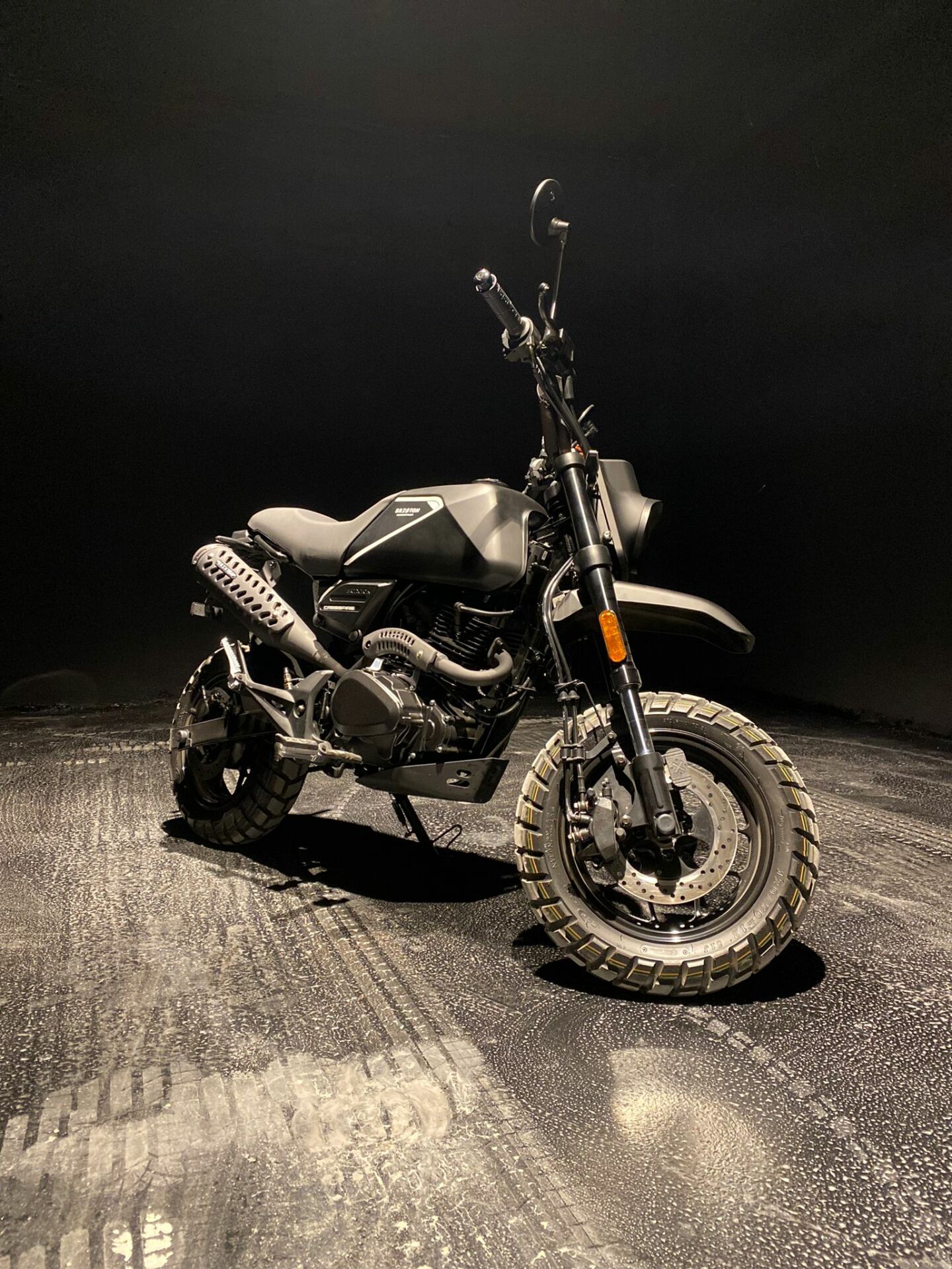 Brixton Crossfire 125 XS Motosiklet 2022 Siyah 300 KM